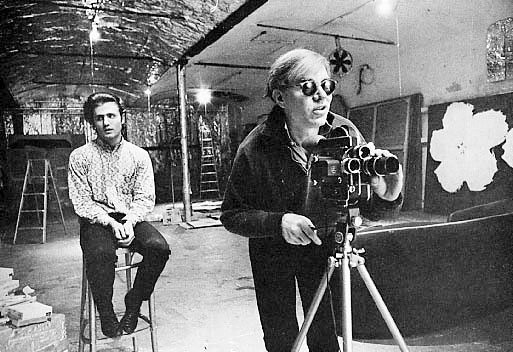 Andy Warhol et sa caméra Bolex